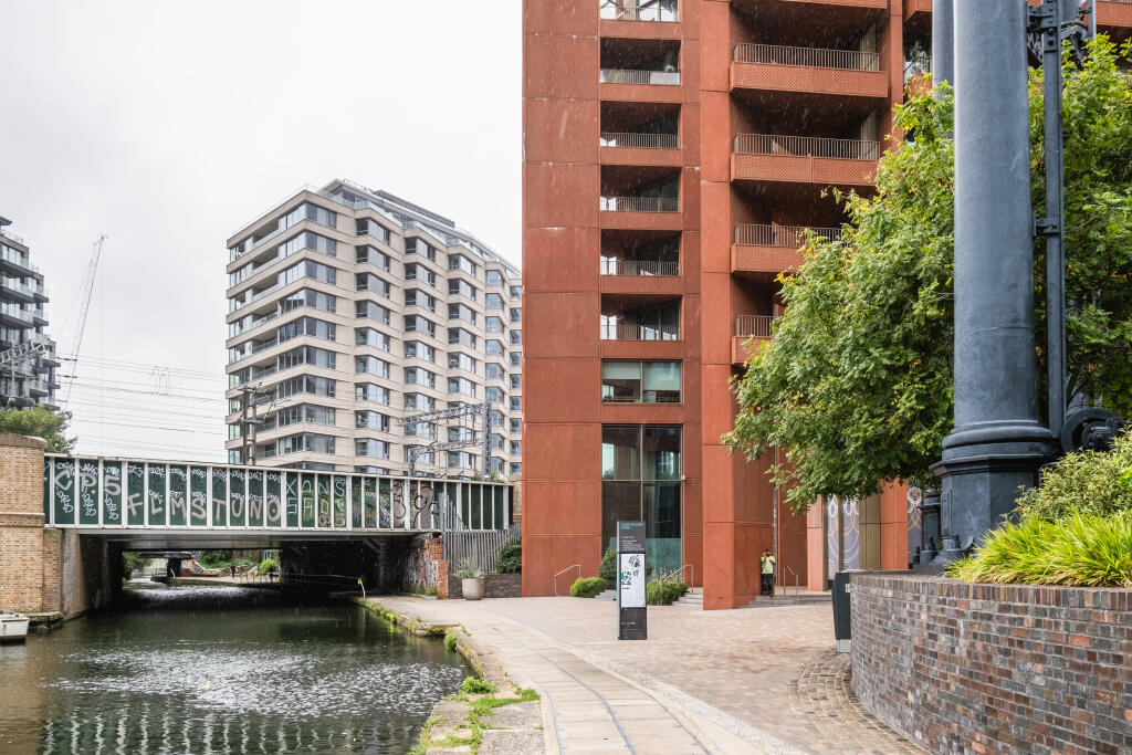 Main image of property: Camley Street, London, N1C