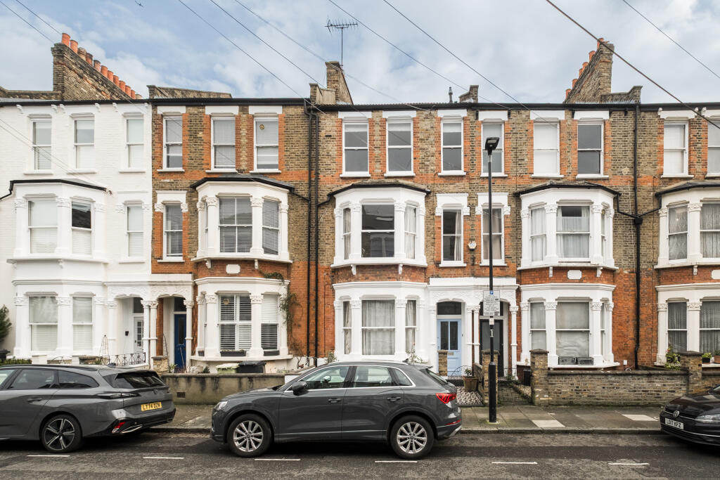 Main image of property: Kelvin Road, London, N5