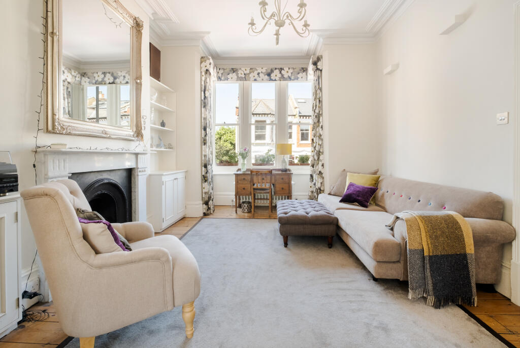 Main image of property: Melgund Road, London, N5