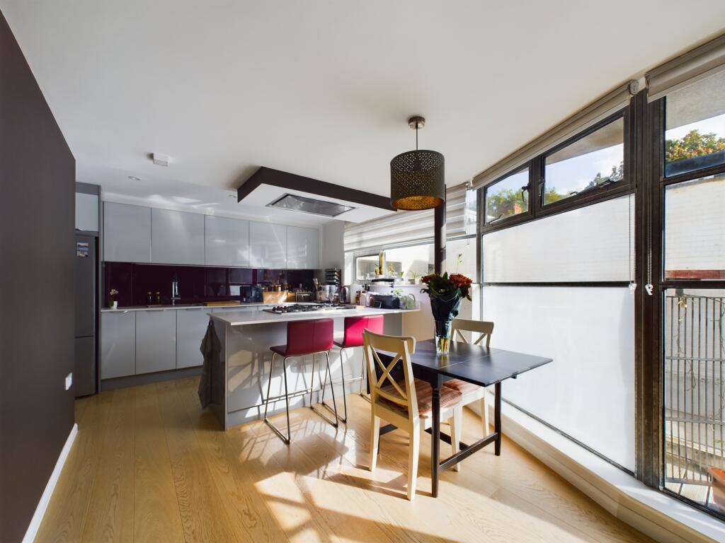 Main image of property: Bridel Mews, London, N1