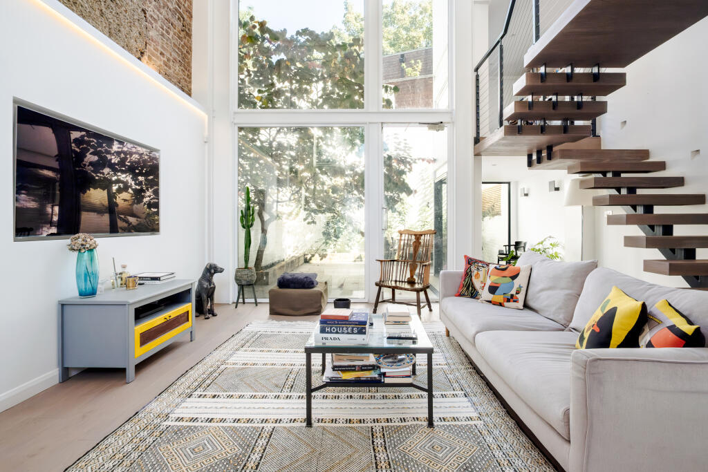 Main image of property: Canonbury Street, LONDON, N1