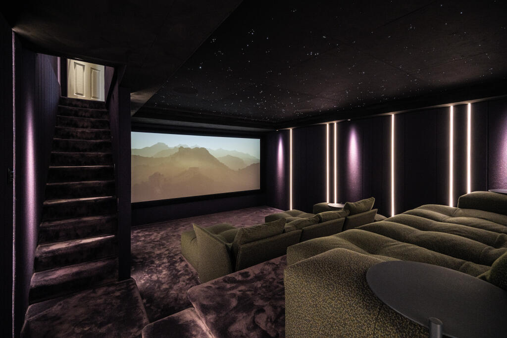 Main image of property: Kersley Road, London, N16