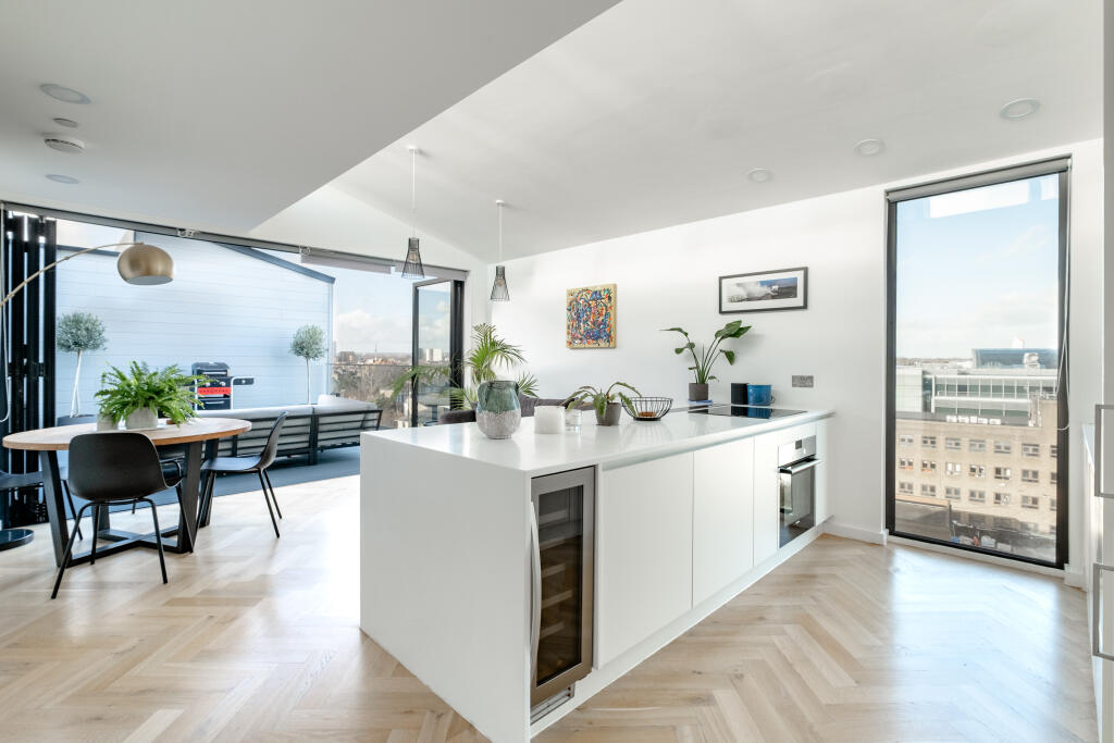 Main image of property: Richmond Road, London, E8