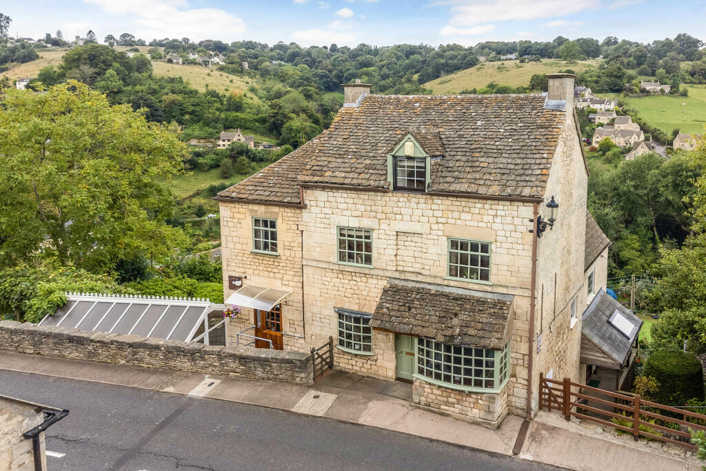 Main image of property: Walls Quarry, Stroud, GL5