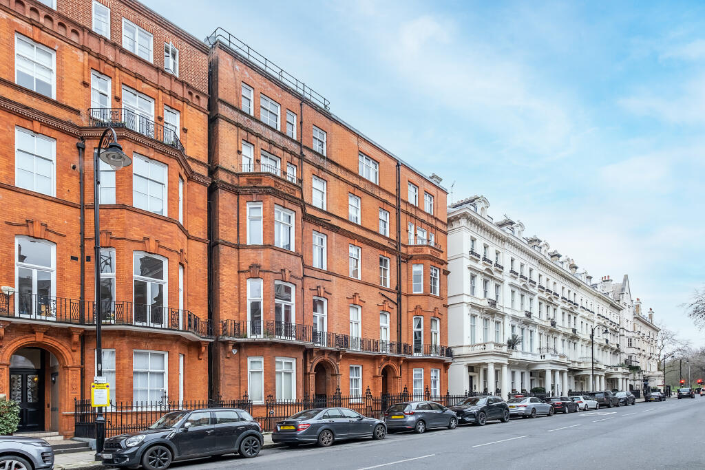 Main image of property: Palace Gate, London, W8