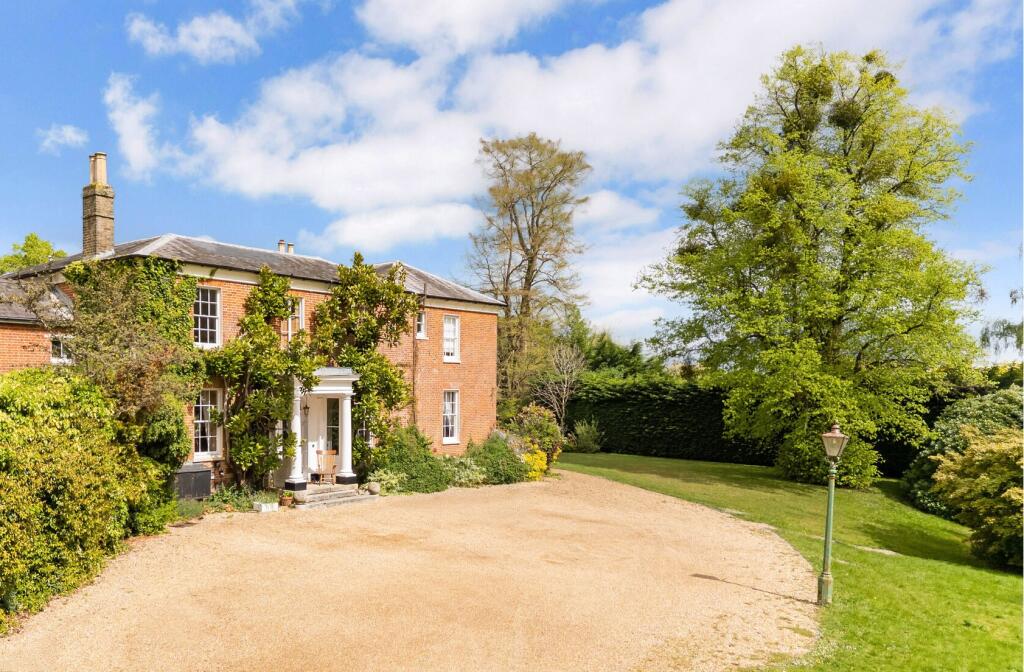 Main image of property: Middle Hill, Englefield Green, TW20