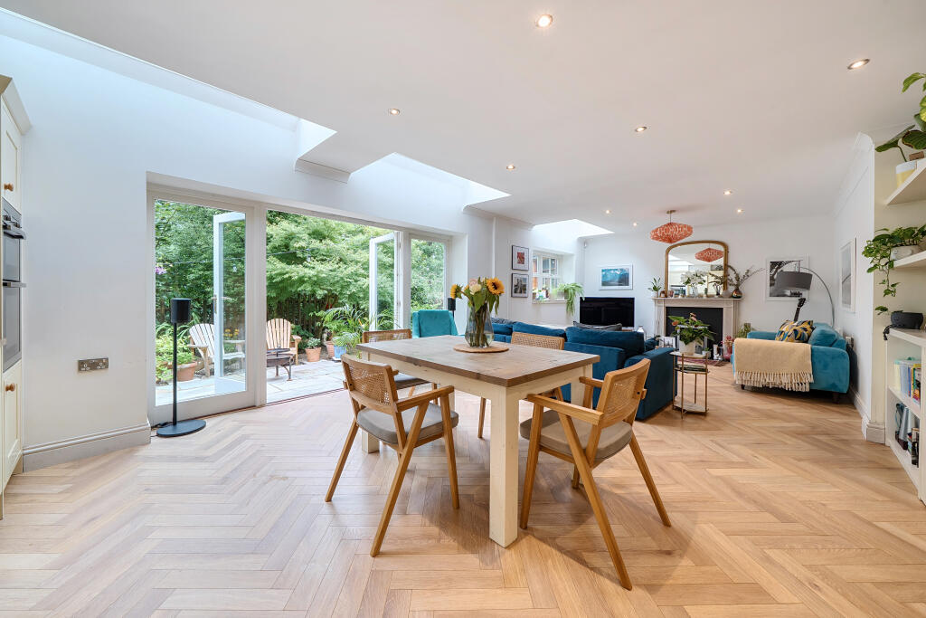 Main image of property: Warwick Park, Tunbridge Wells, TN2