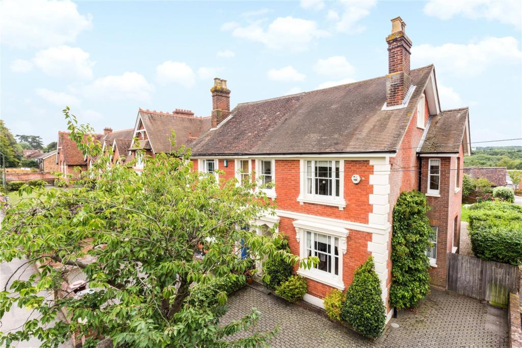 5 bedroom semidetached house for sale in Lower Green Road, Pembury, Tunbridge Wells, Kent, TN2