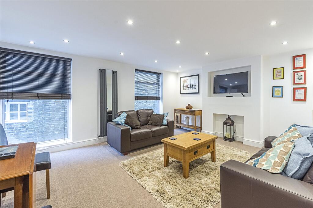 Main image of property: Warwick Square, London, SW1V