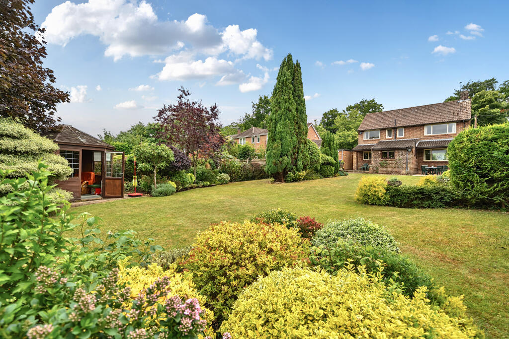 Main image of property: 9 Godwin Close, Winchester, SO22