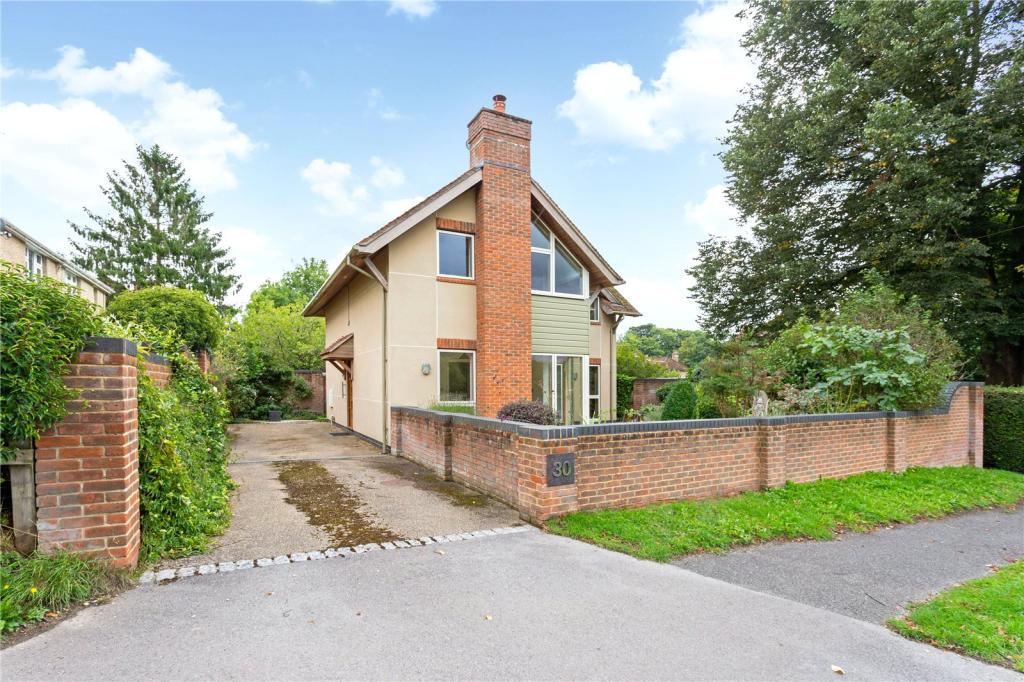 3 bedroom detached house for sale in Churchfields, Twyford, Winchester