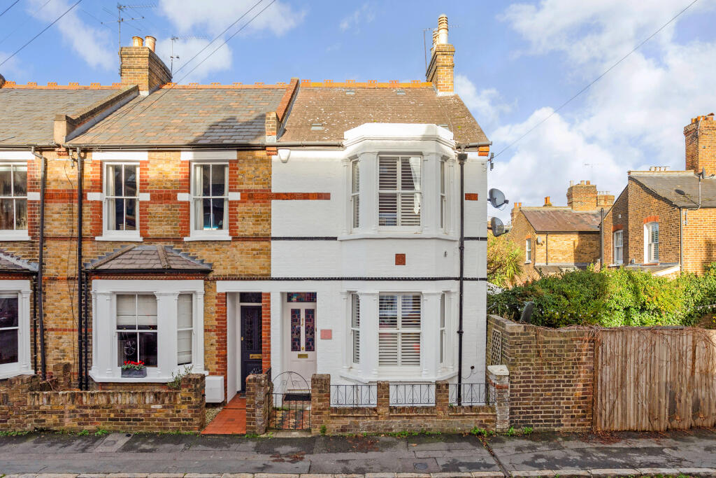 Main image of property: Temple Road, Windsor, SL4