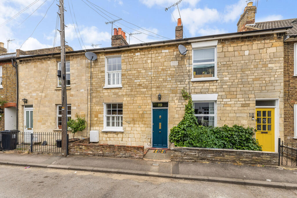 Main image of property: Oak Lane, Windsor, SL4