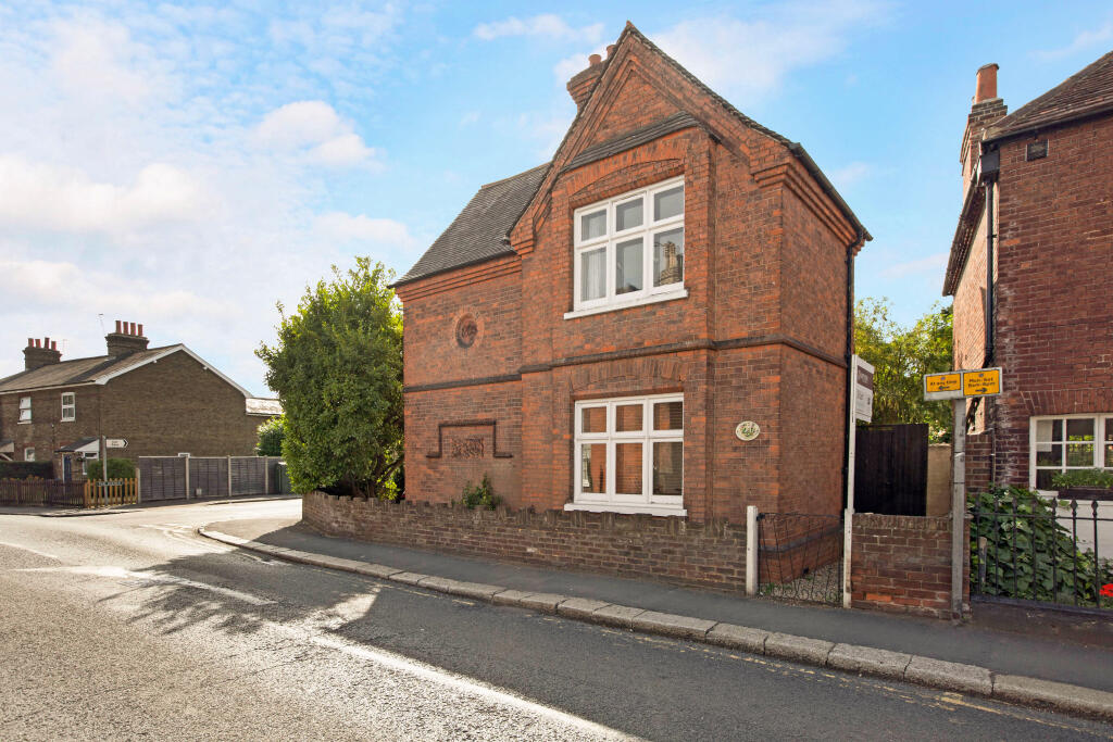 Main image of property: High Street, Datchet, SL3