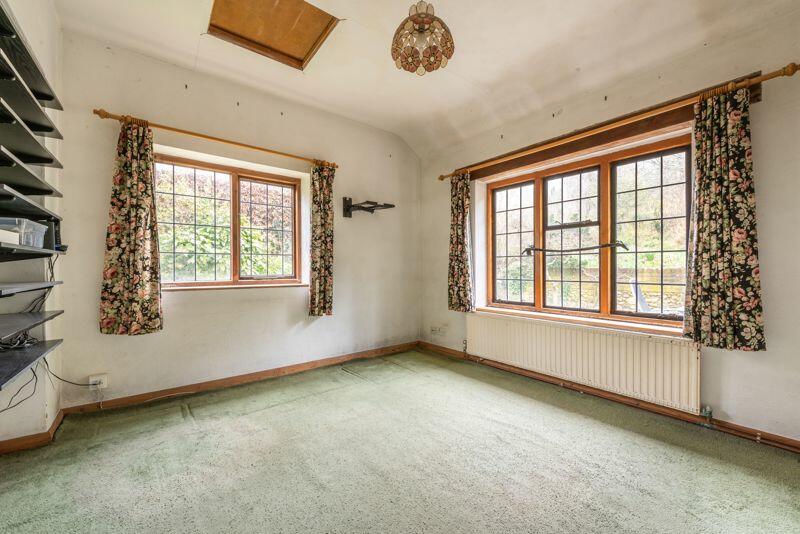 4 bedroom detached house for sale in East Horsley, KT24