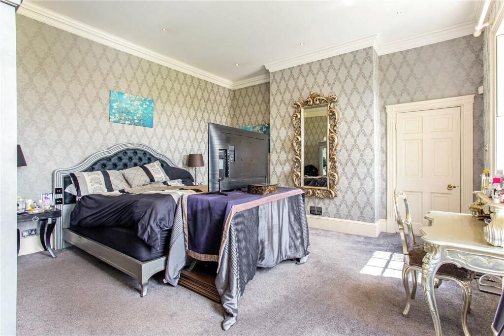 Additional property image - Abridge Road, Theydon Bois, Epping, Essex, CM16