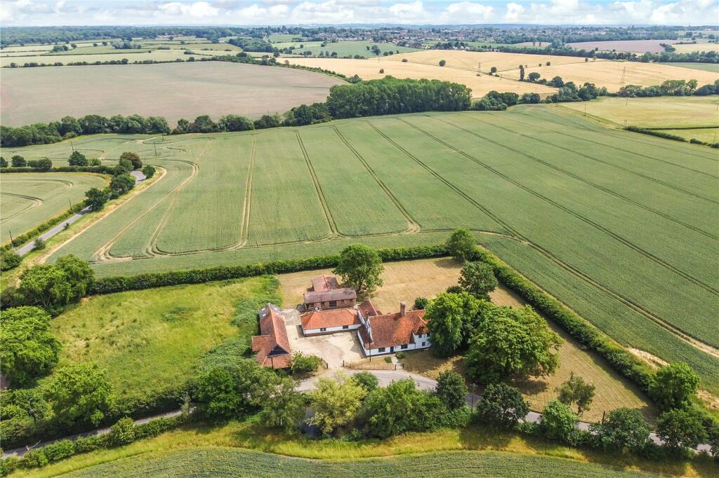 5 bedroom detached house for sale in Epping Upland, Epping, Essex, CM16