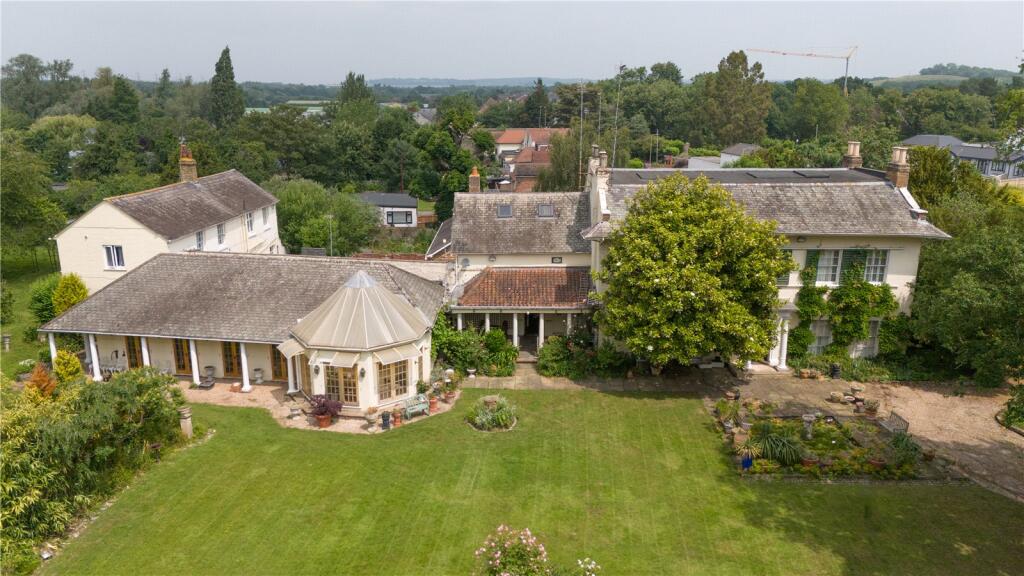 Main image of property: Sewardstone Road, London, Essex, E4