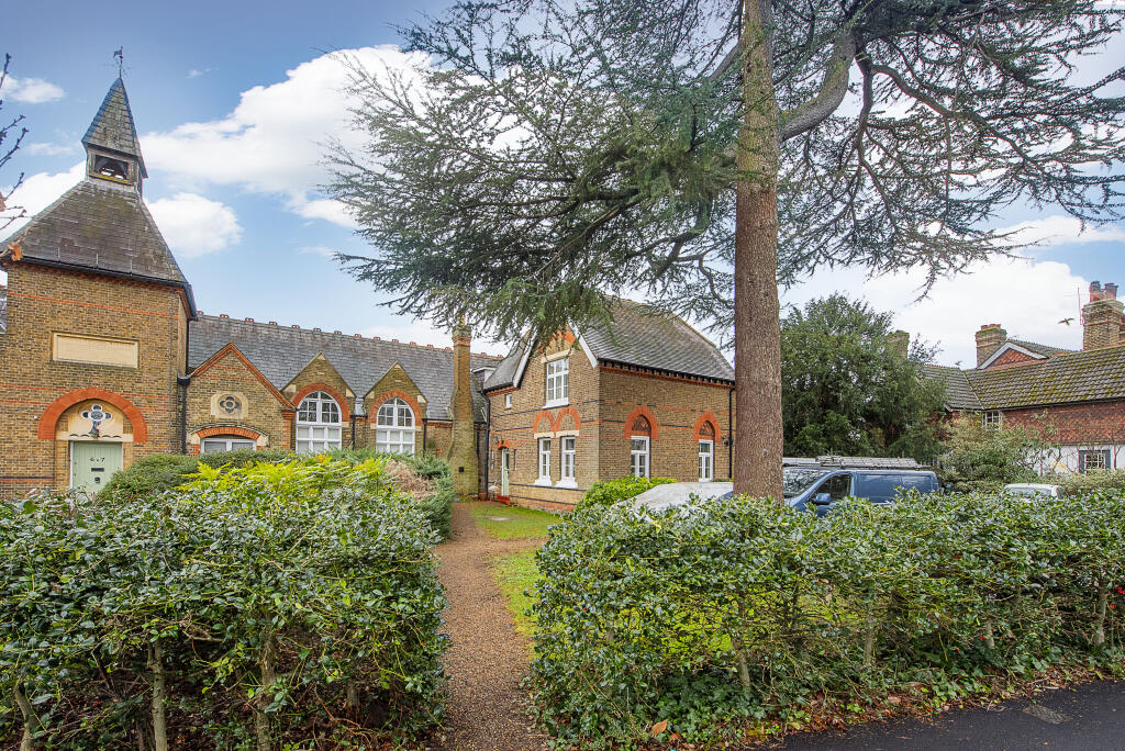 Studio flat for sale in Church Lane, London, SW19