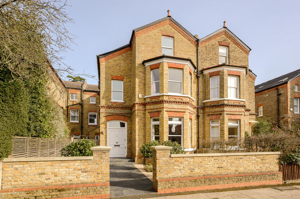 Main image of property: Berkeley Place, London, SW19