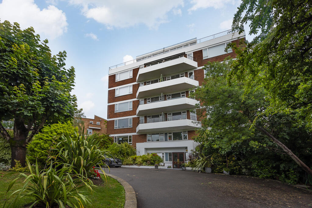 Main image of property: Victoria Drive, London, SW19