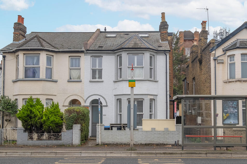 Main image of property: Worple Road, London, SW20