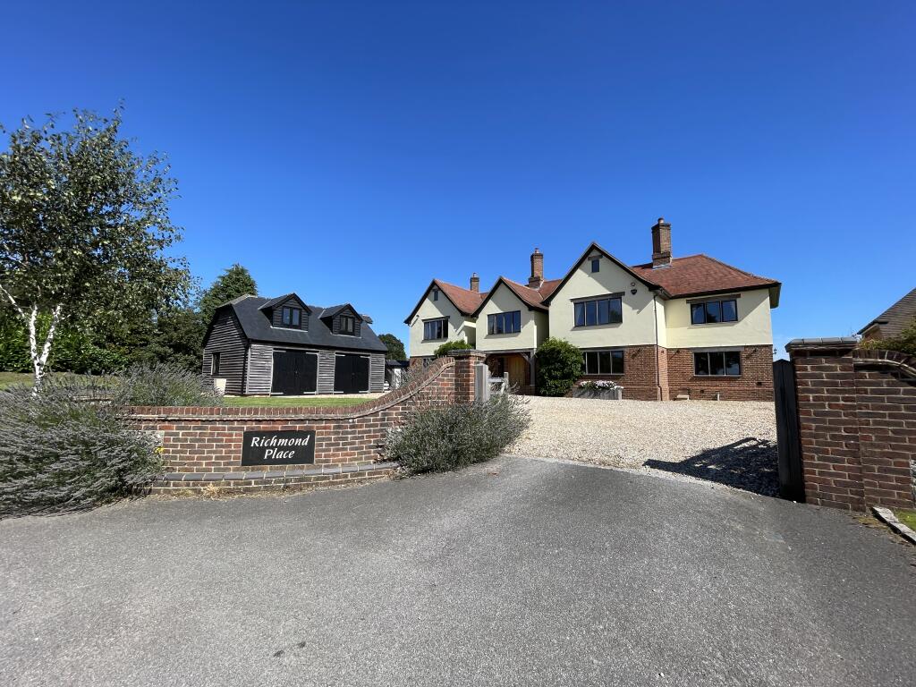 5 bedroom detached house for sale in Old Odiham Road, Parish of Shalden