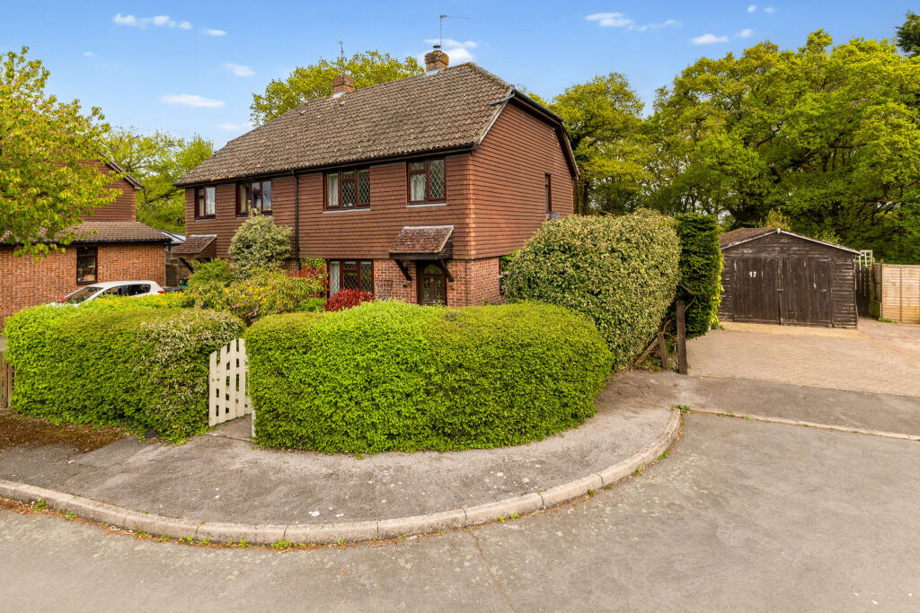 Main image of property: Clements Close, Binsted, GU34