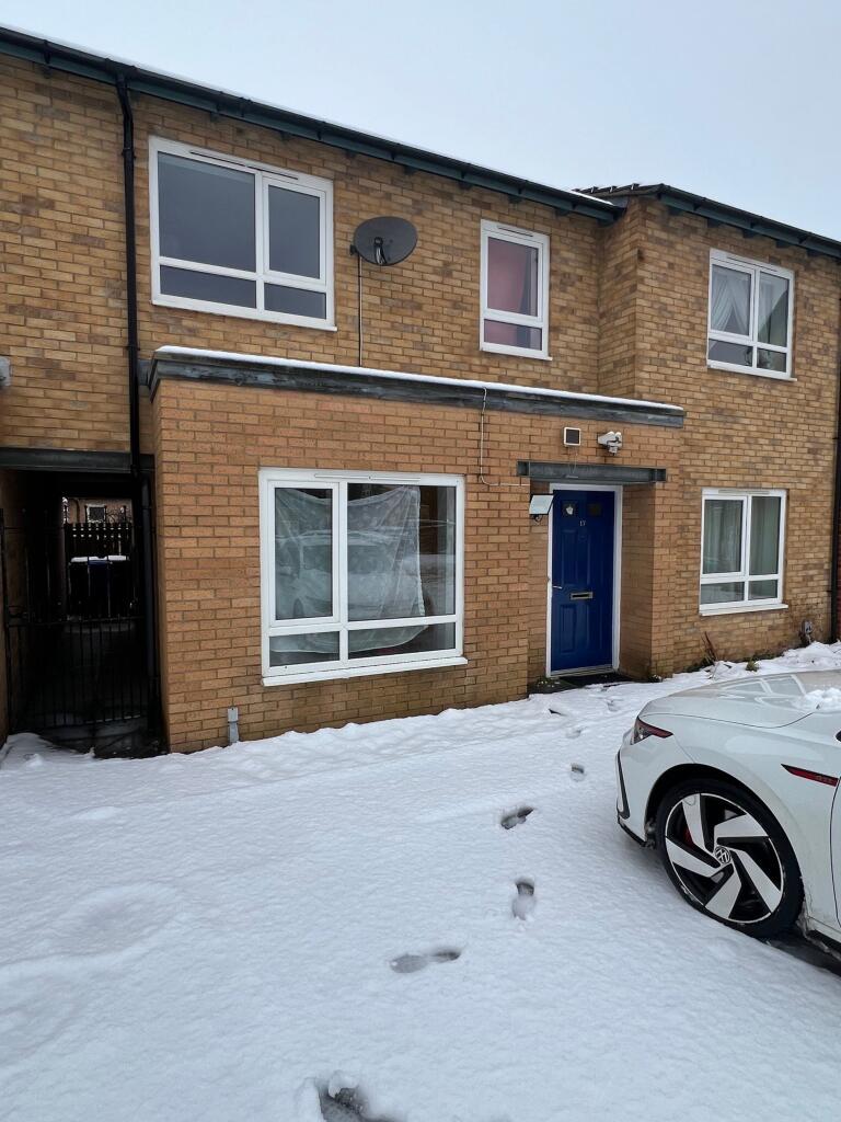 Main image of property: Park Grange Court, Sheffield, S2