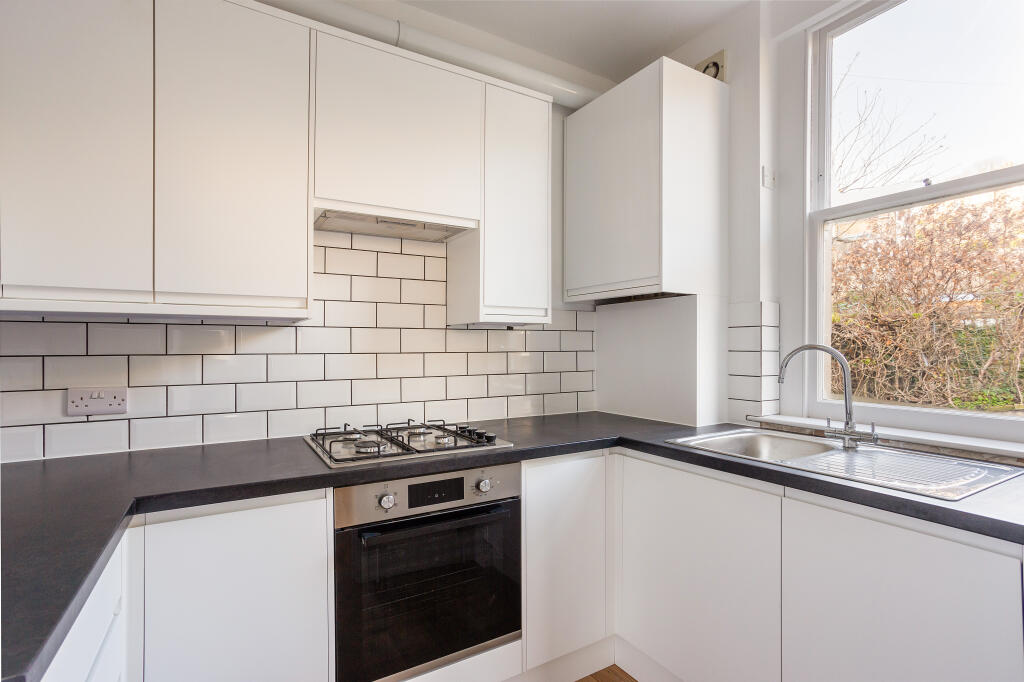 Additional property image - Upper East Hayes, BATH, BA1