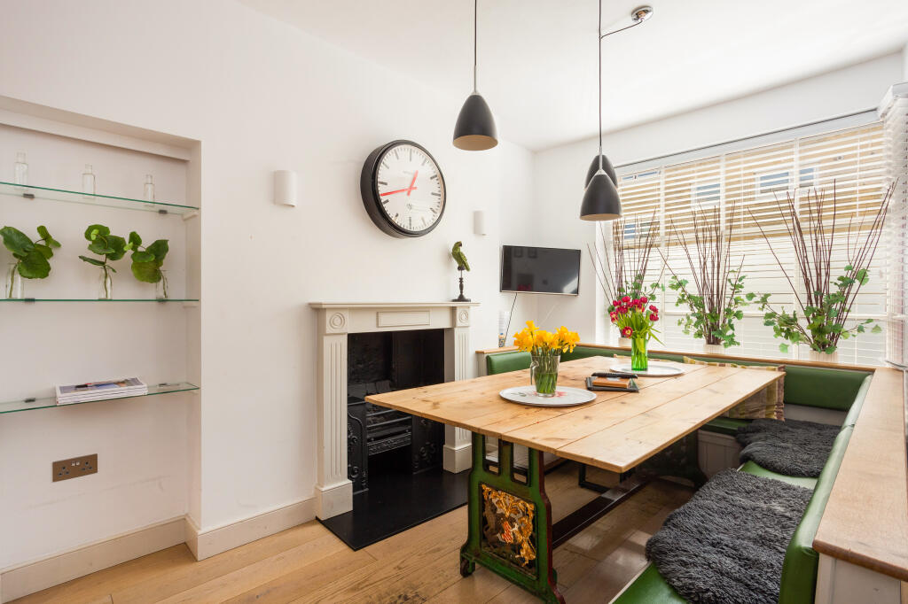 Additional property image - Monmouth Street, BATH, BA1