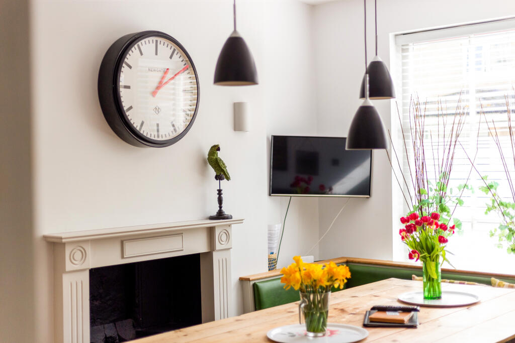Additional property image - Monmouth Street, BATH, BA1