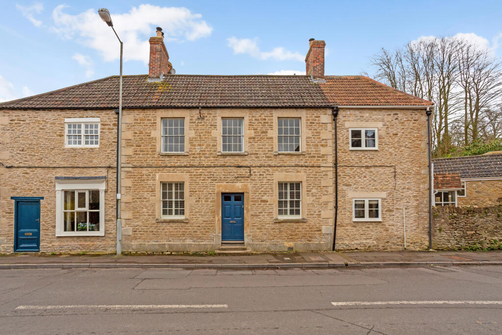 2 bedroom cottage for sale in Frome Road, Beckington, BA11