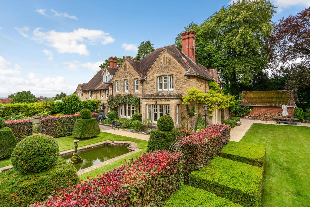 Additional property image - Alfred Street, Westbury, BA13
