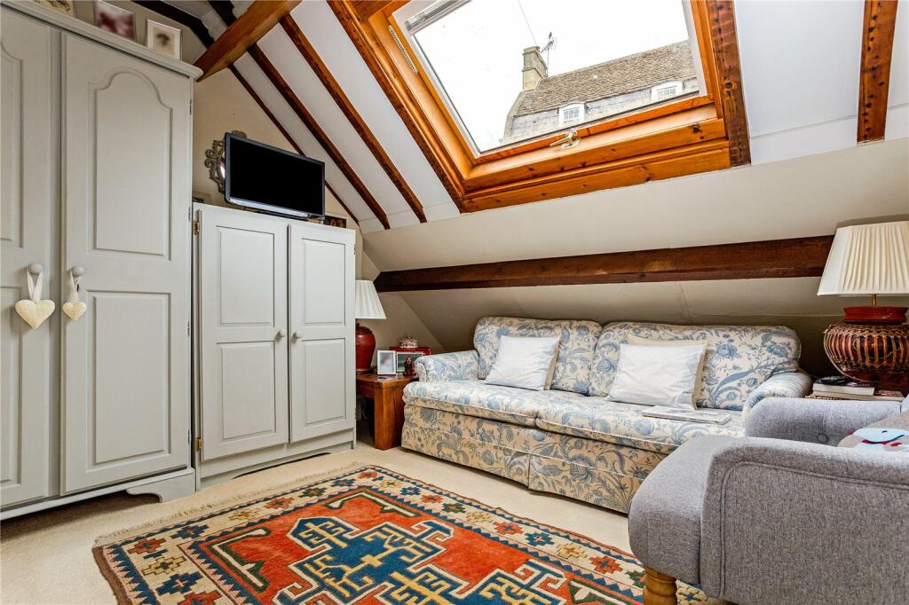 Additional property image - Barton Orchard, Bradford-On-Avon, BA15