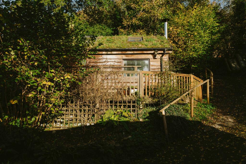 Additional property image - Brockham End, Lansdown, BA1