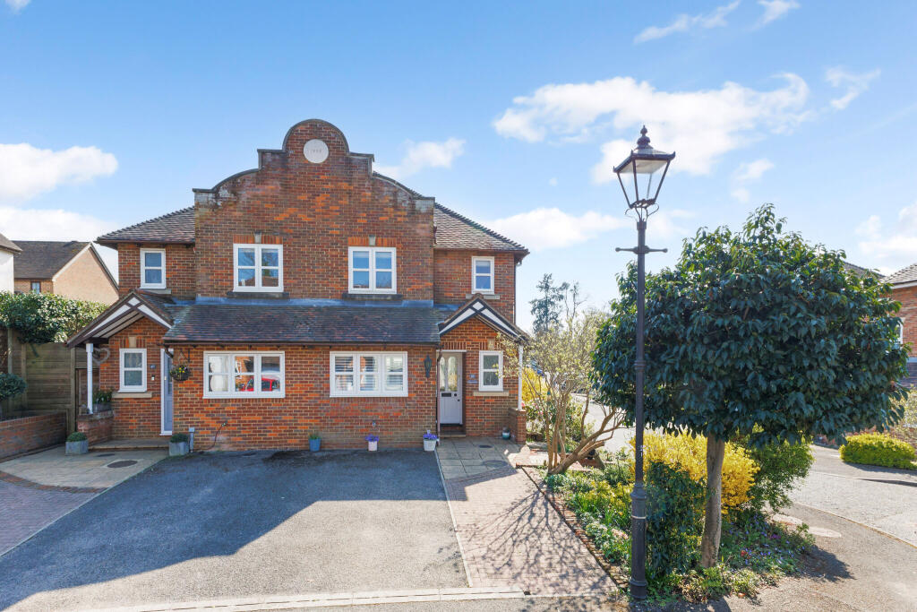 Main image of property: The Spinney, Beaconsfield, HP9