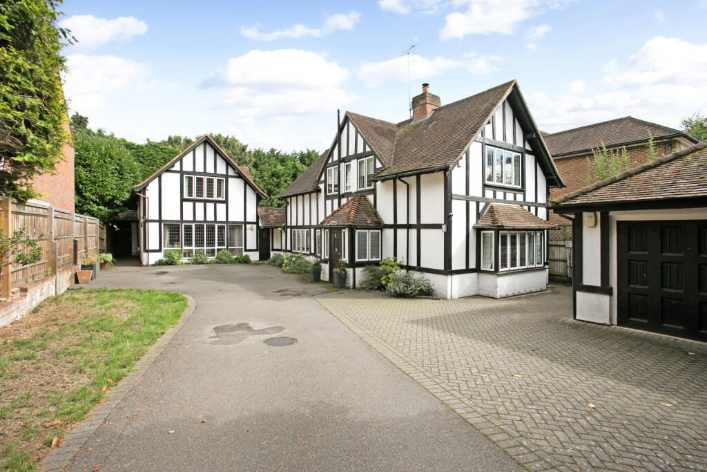 Main image of property: Blackpond Lane, Farnham Royal, SL2