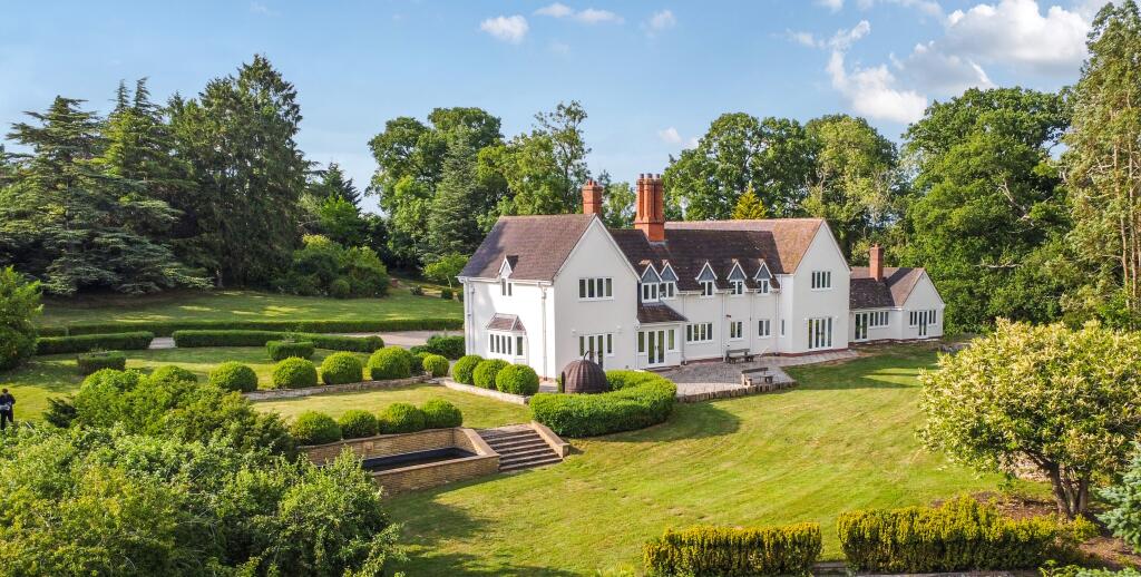 Main image of property: Welcombe Park, Stratford-upon-Avon, CV37