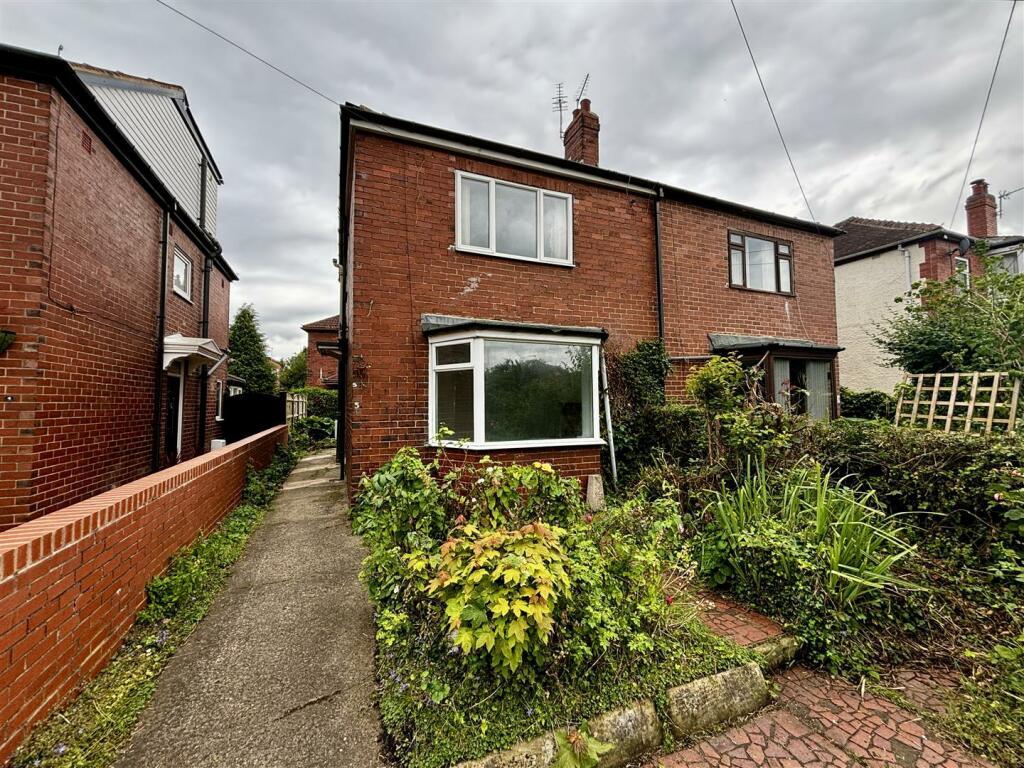 Main image of property: Greensway, Garforth, Leeds