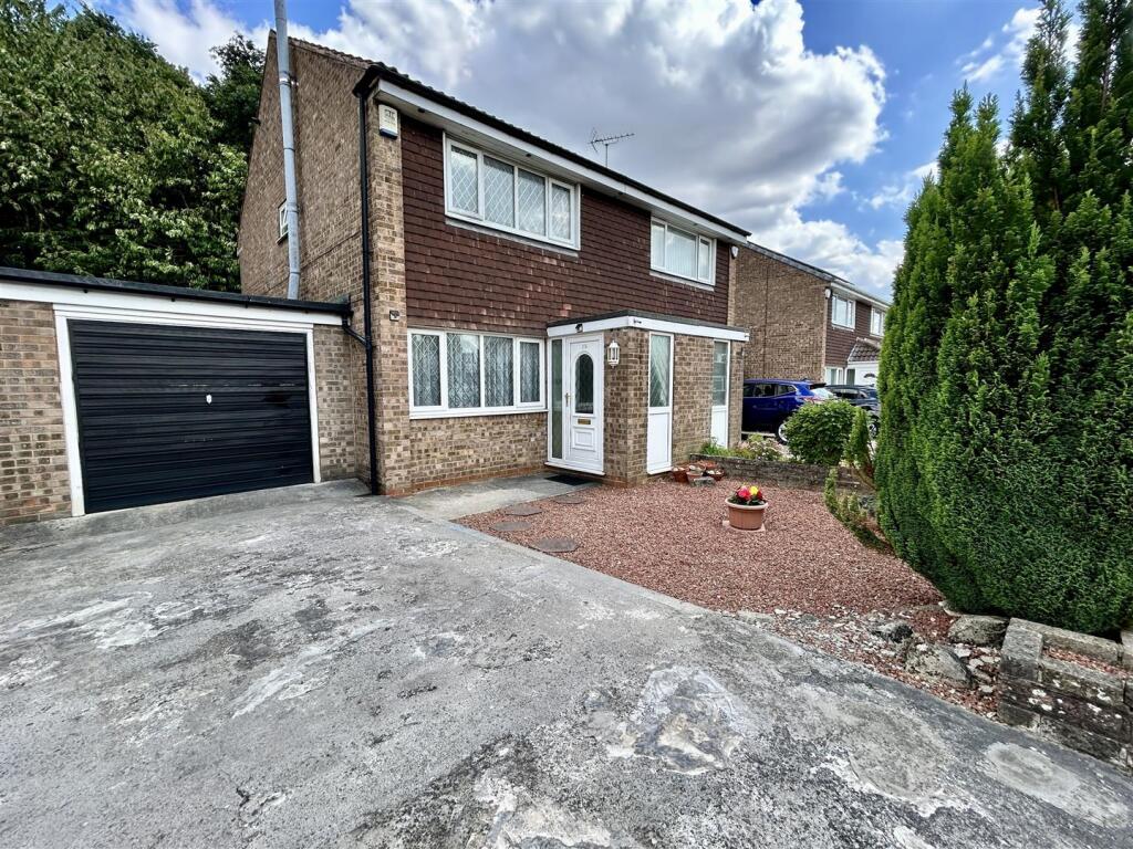 Main image of property: Athlone Rise, Garforth, Leeds