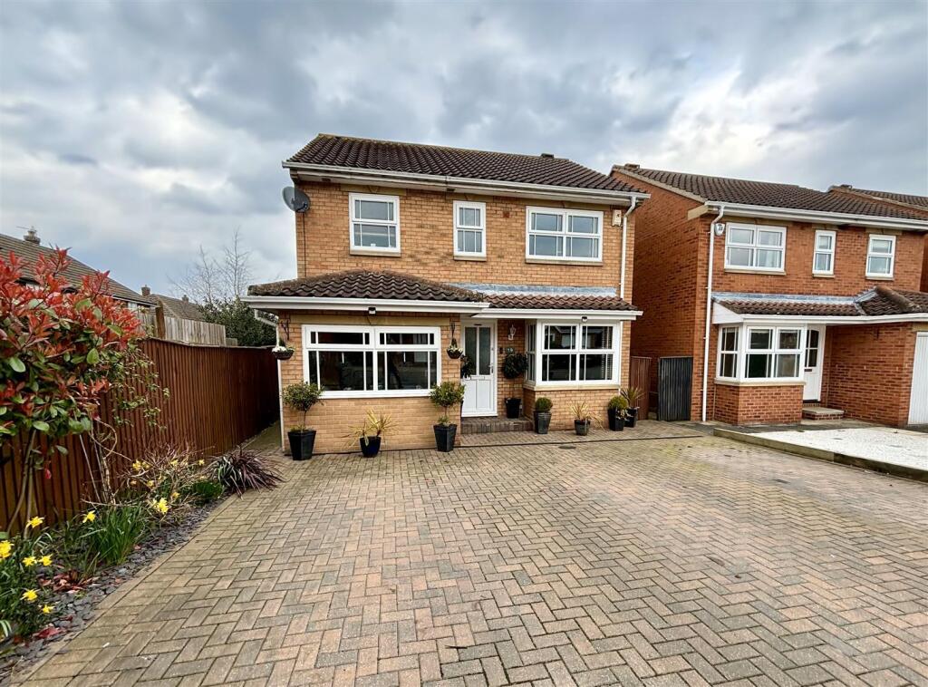 Main image of property: Rockley Grange Gardens, Garforth, Leeds