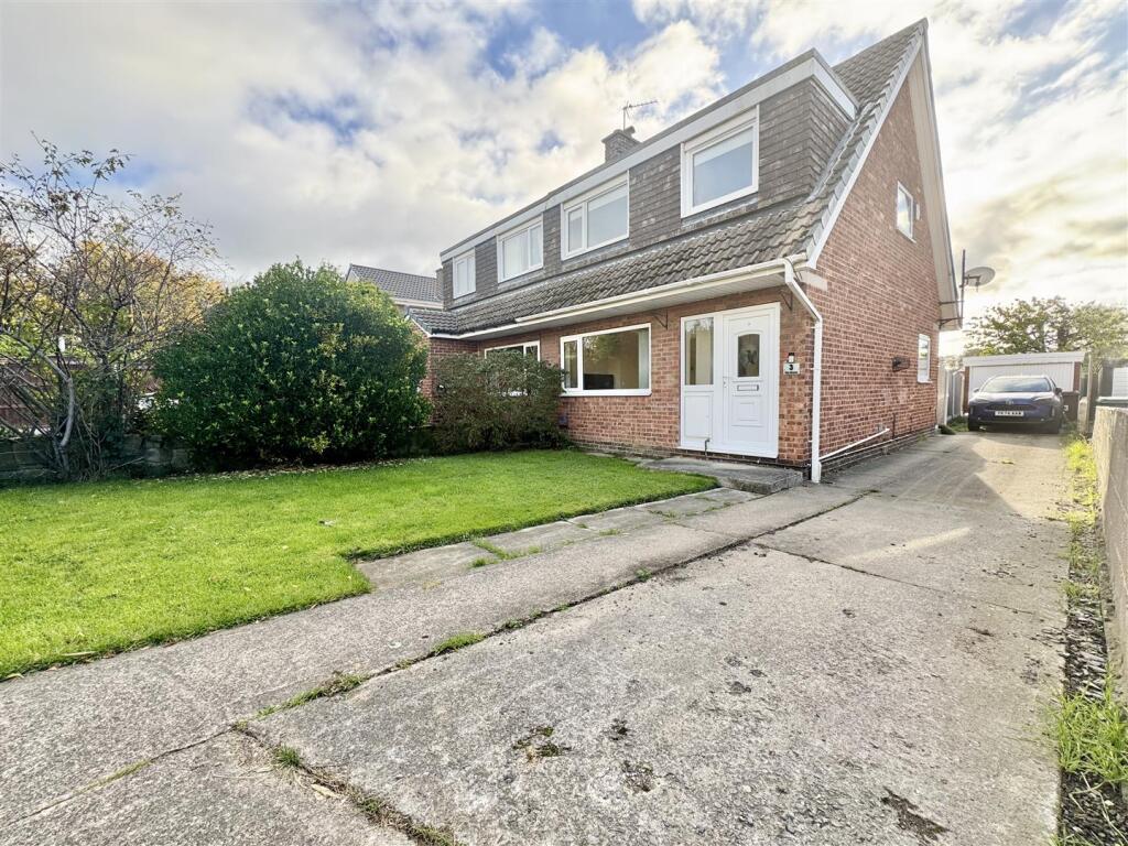 Main image of property: The Green, Garforth, Leeds