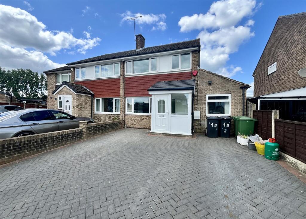 Main image of property: The Green, Garforth, Leeds