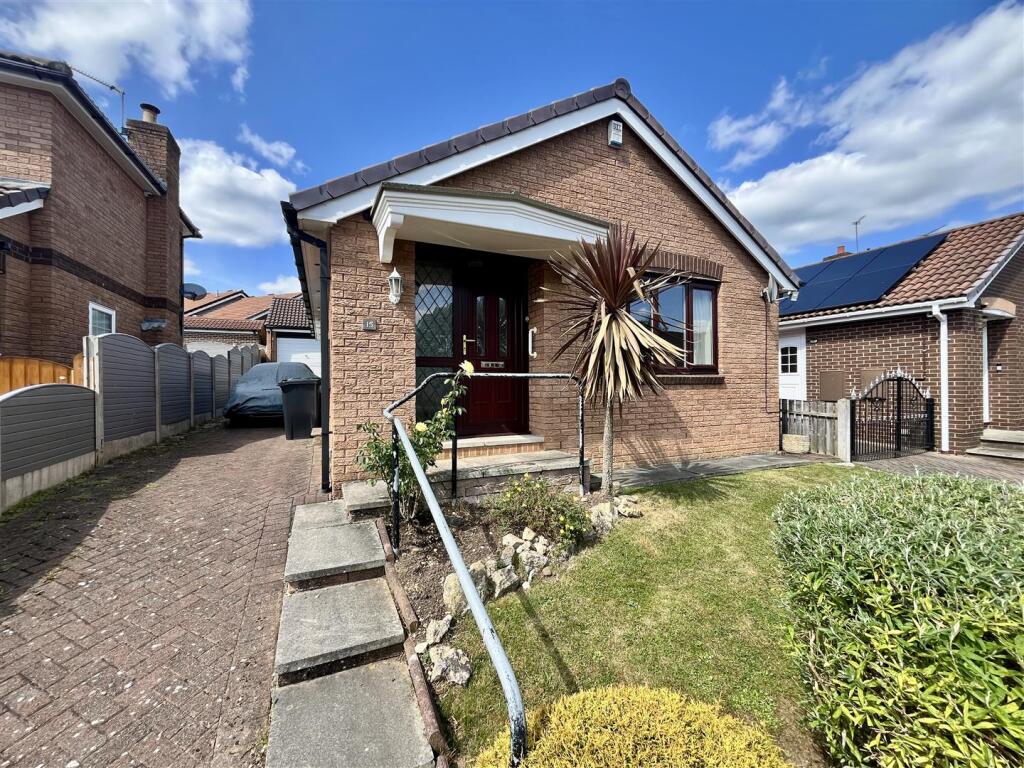 Main image of property: Parlington Meadow, Barwick In Elmet, Leeds