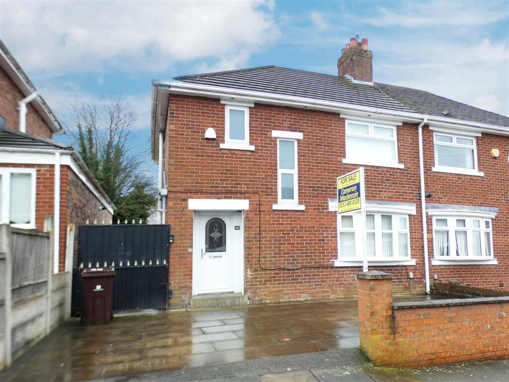 3 bedroom semidetached house for sale in Lansbury Road, Huyton