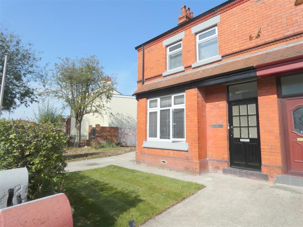 4 bedroom semidetached house for sale in Dinas Lane, Huyton, Liverpool