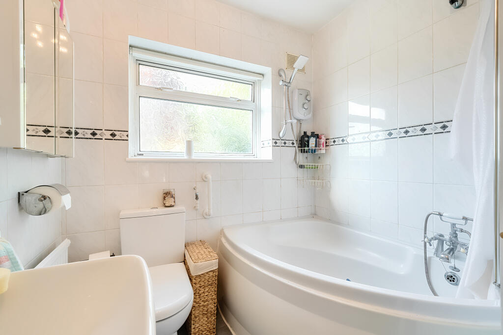 Additional property image - Crescent Road, Caterham, CR3