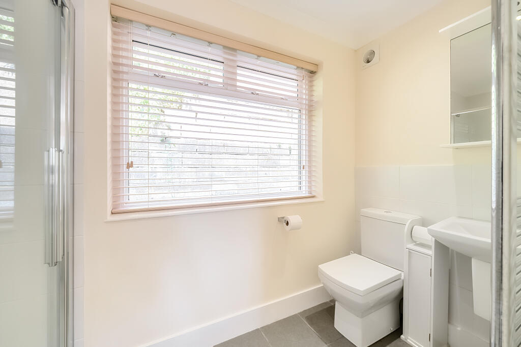 Additional property image - Crescent Road, Caterham, CR3