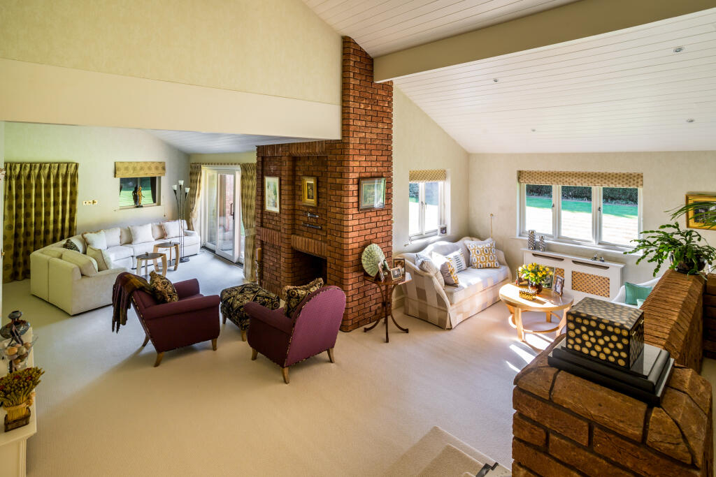 Additional property image - Birch Hill, Croydon, CR0